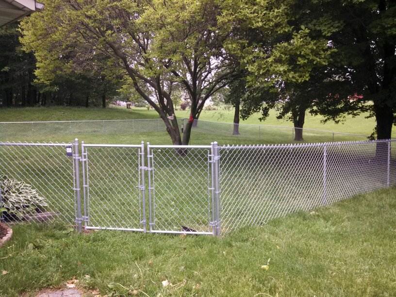 Galvanzied-Chain-Link-Fence_Hudsonville_3-1