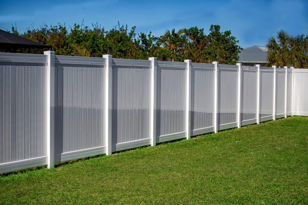Vinyl_Fencing_v1